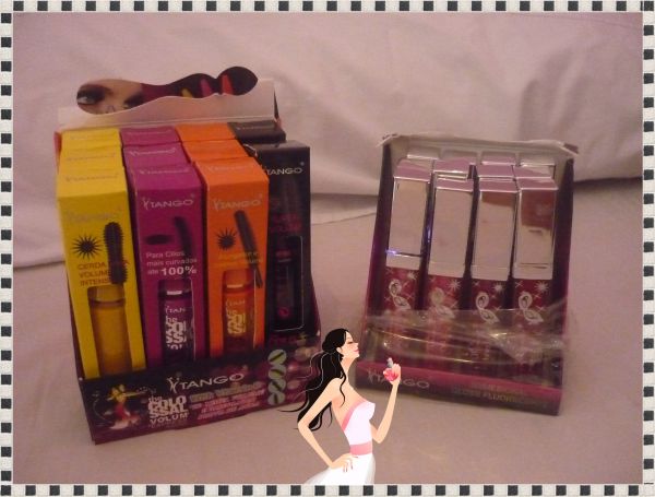 Gloss com Luz e espelhnho